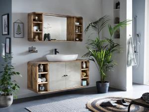 Massive Badezimmermöbelset Dingle III aus recycelter Kiefer und MDF, lackiert, natur und grau