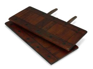 Massive Steckplatte Catana aus lackierter Kiefer, braun – Set mit 2 Stück