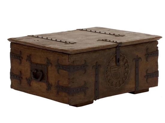 Masivní konferenční stolek Aladin z mangového dřeva, voskovaný, hnědý – 92×70×40 cm