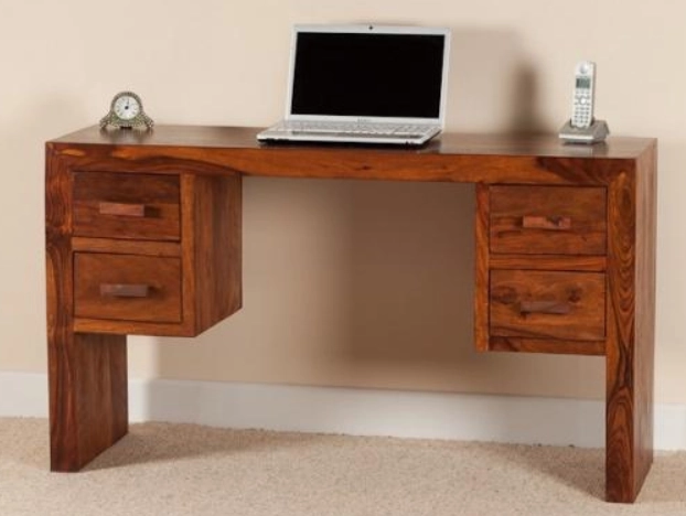 Luxuriöse massive Schreibtische für jedes Interieur