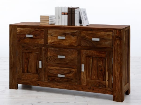 Masivní komoda 135x80x40cm