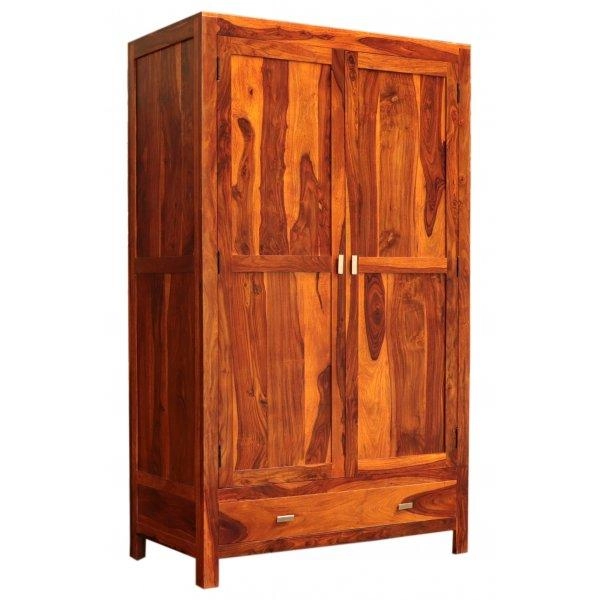 Warum sich für massive Holzkleiderschränke für Ihr Zuhause entscheiden?