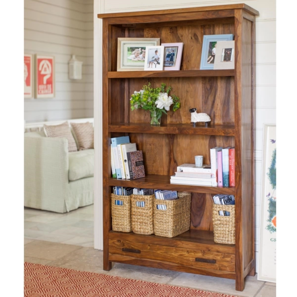 Glänzende Schönheit rustikaler Möbel: der perfekte Akzent für Ihr Zuhause